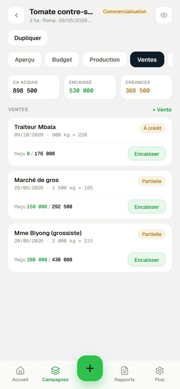 Ventes sur téléphone : trois ventes avec le montant reçu, le statut et le bouton Encaisser.